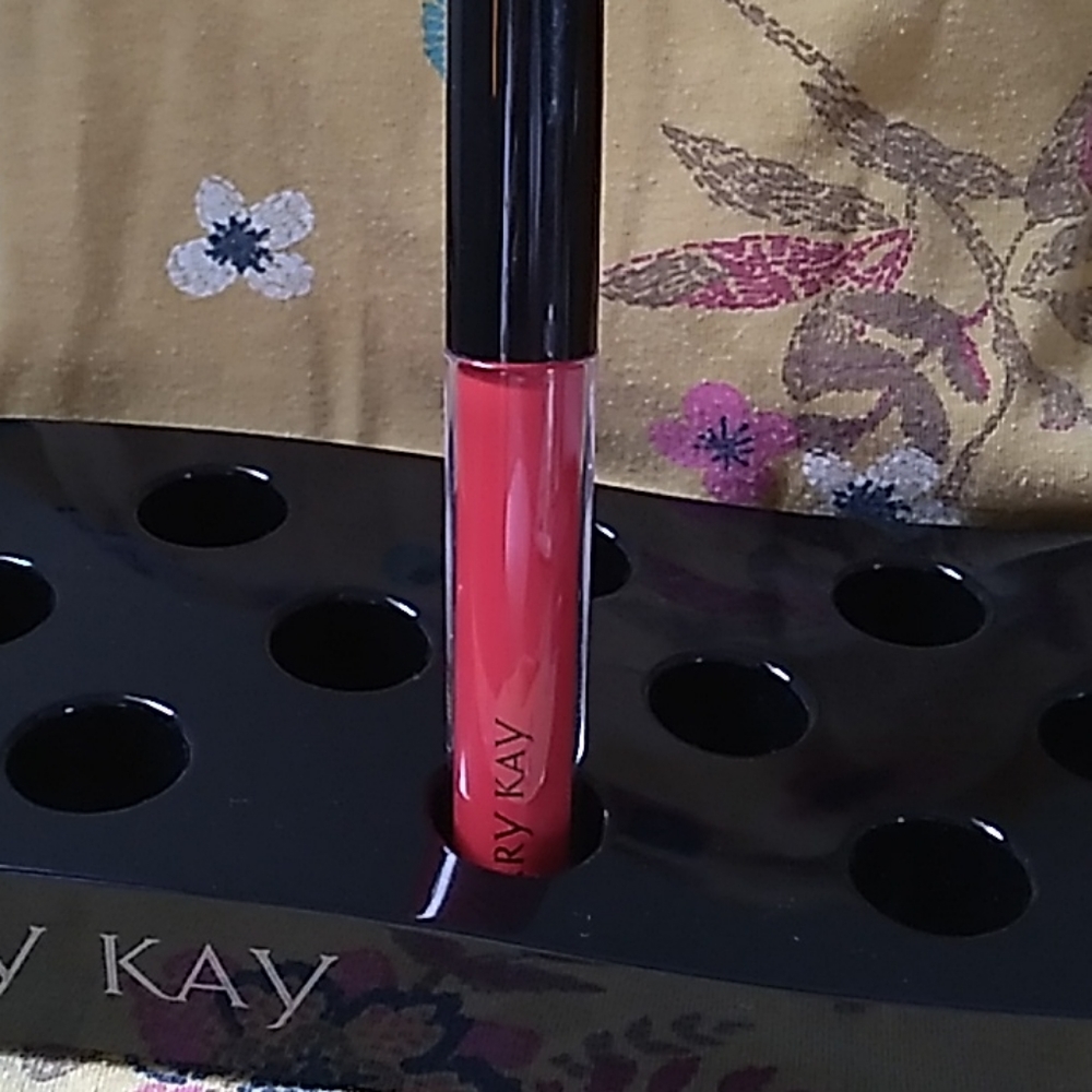 Lip gloss